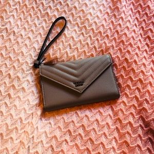VS Wristlet/wallet